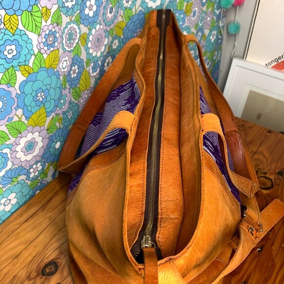 Guatemalan Leather/Textile Zip Top Overnight Duffle Bag - Picture 4 of 16